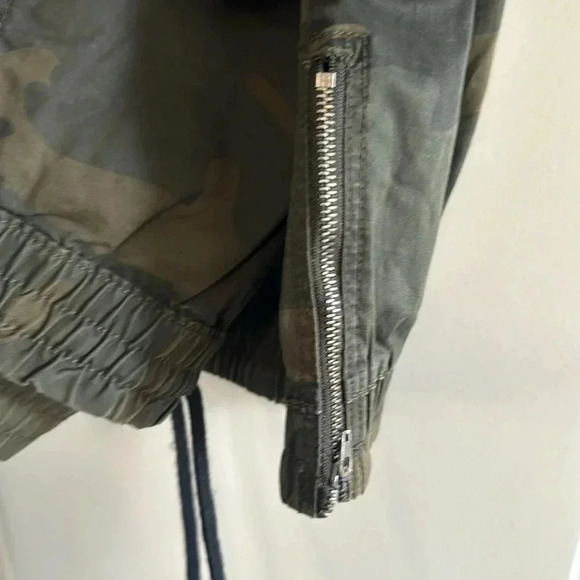 Jack and jones camo cargo joggers - Picture 4 of 5